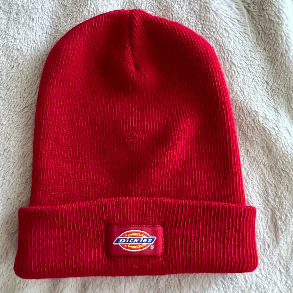 Assorted Beanie Collection - Picture 5 of 6